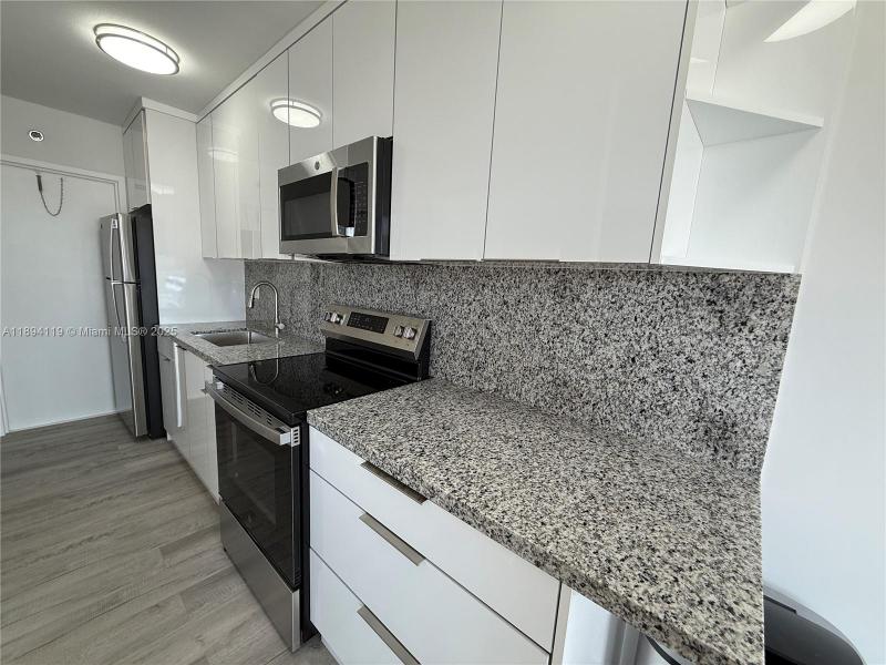 Property photo # 6