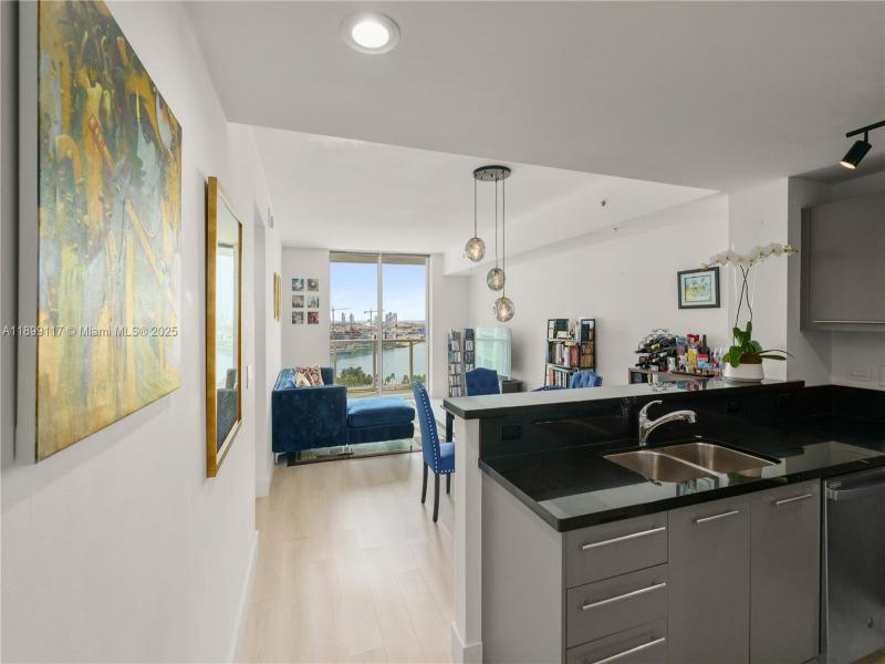 Condo for sale at Vizcayne South Tower 2003