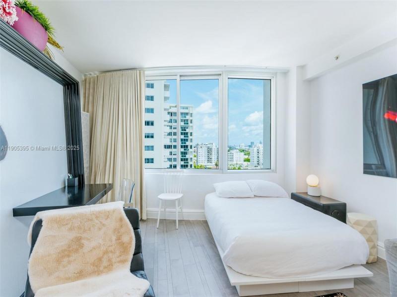 Property photo # 9