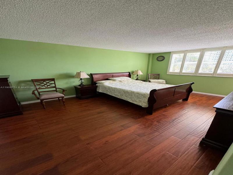 Apartment for rent at Plaza Towers North 308