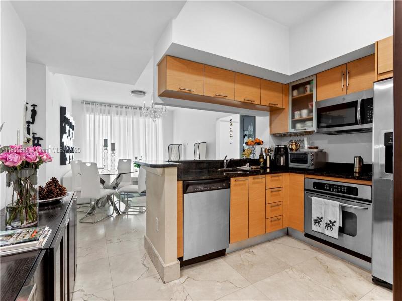 Property photo # 6