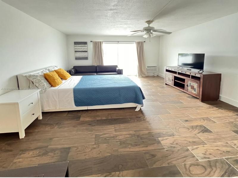Comprar apartamento en Bayshore Yacht Tennis Club 111