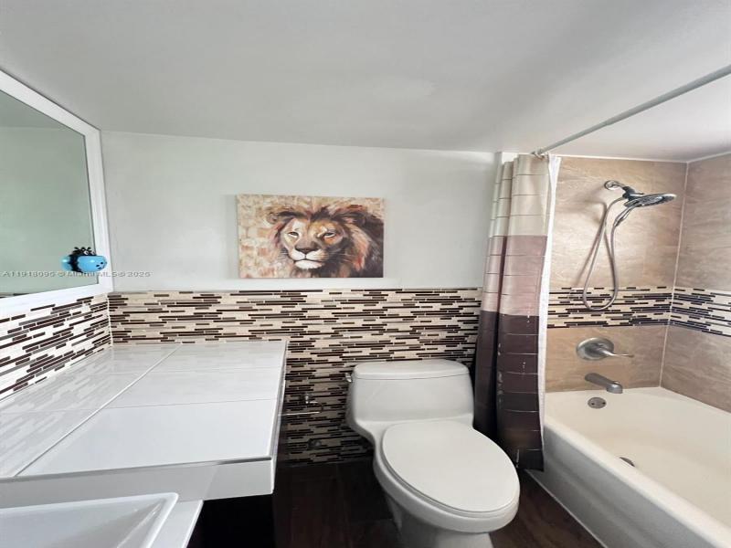 Comprar apartamento en Bayshore Yacht Tennis Club 111