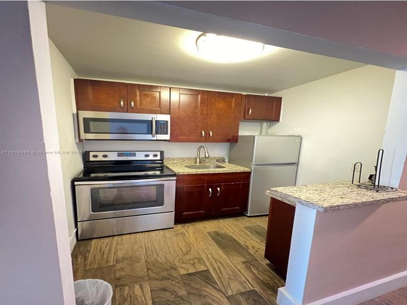 Comprar apartamento en Bayshore Yacht Tennis Club 111