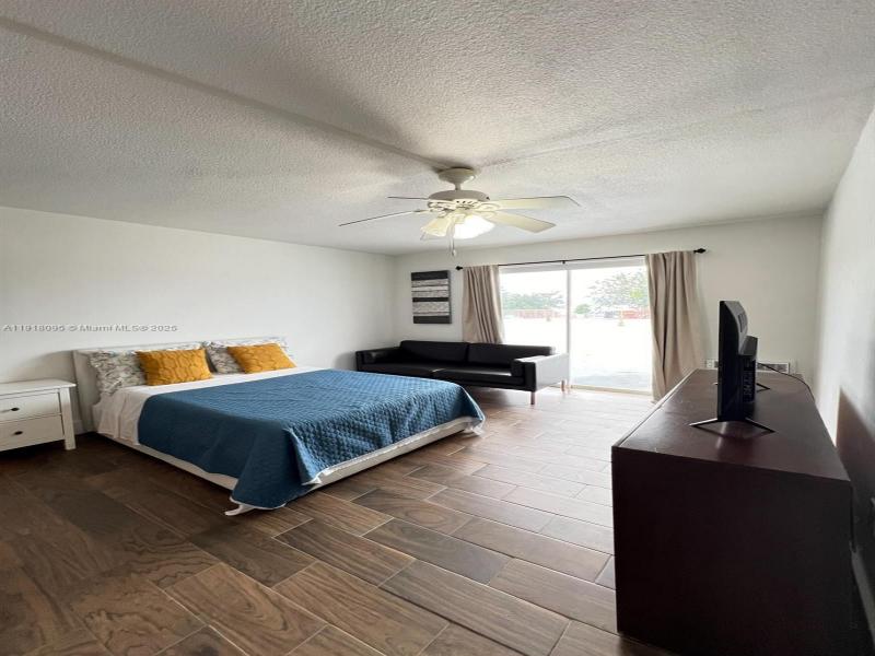 Comprar apartamento en Bayshore Yacht Tennis Club 111