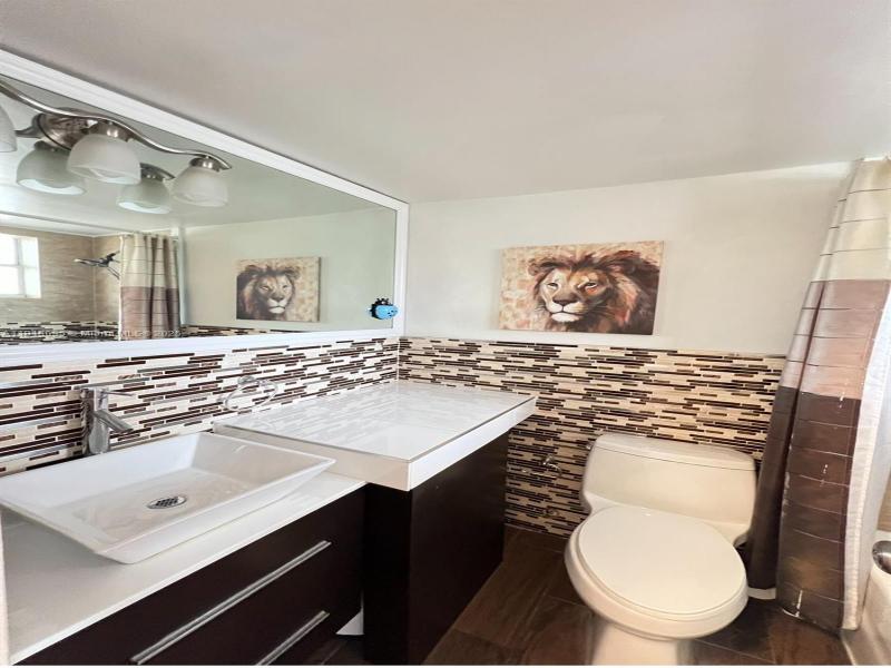 Comprar apartamento en Bayshore Yacht Tennis Club 111