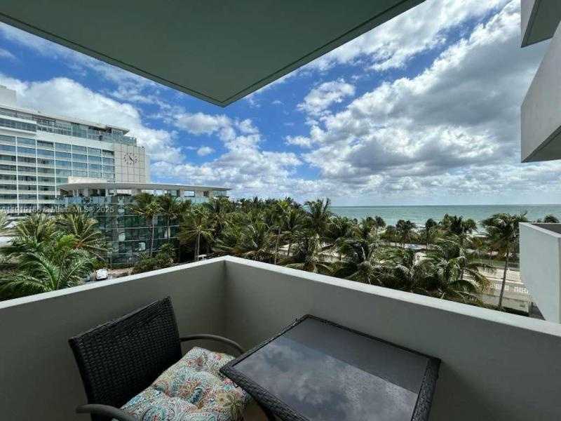 Triton Towers Apt #625