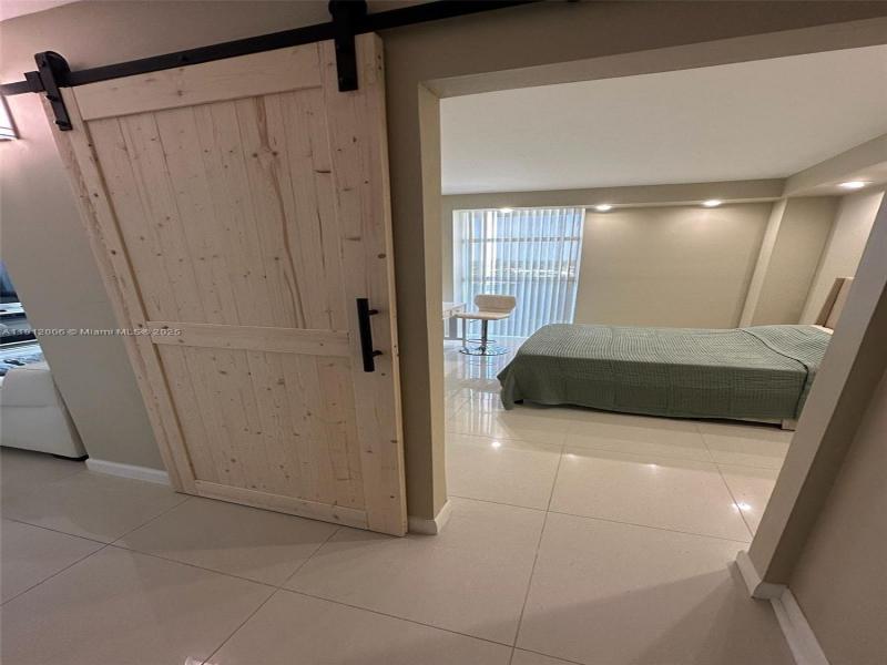 Condo for sale at Waterview 747