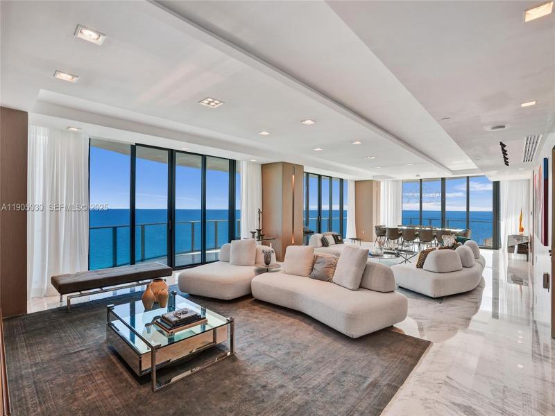 Comprar apartamento en Regalia 16