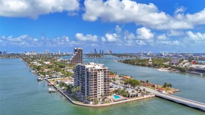 Venetian Isle Condos Apt #208