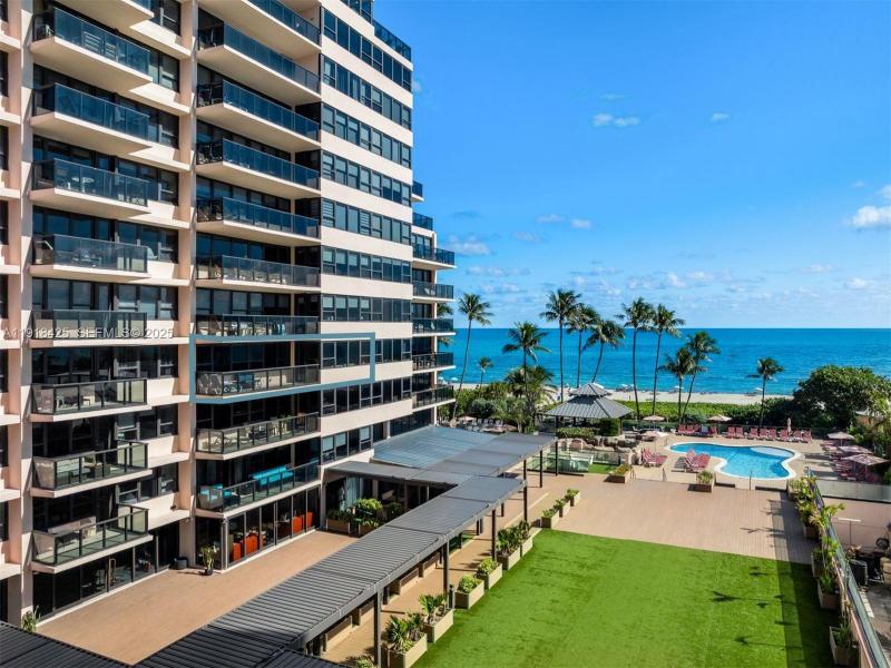 Comprar apartamento en The Alexander 603