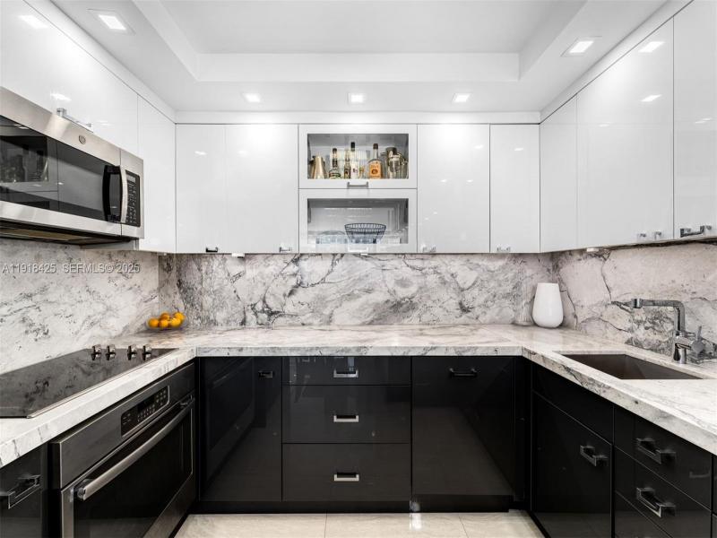 Comprar apartamento en The Alexander 603