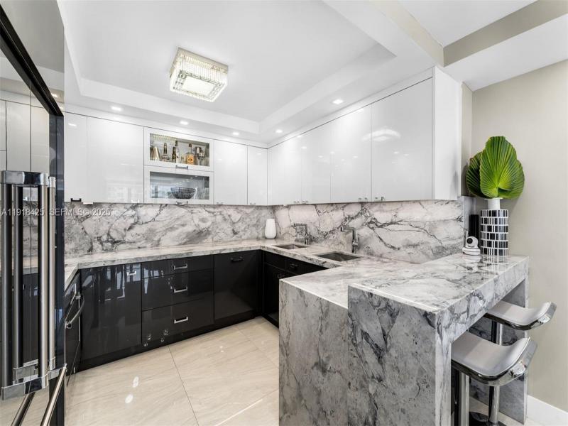 Comprar apartamento en The Alexander 603