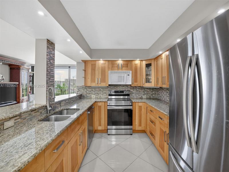 Property photo # 7