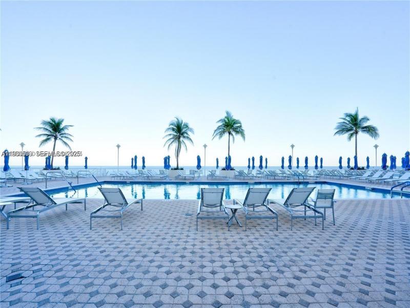Condo for sale at La Mer Estates TS106