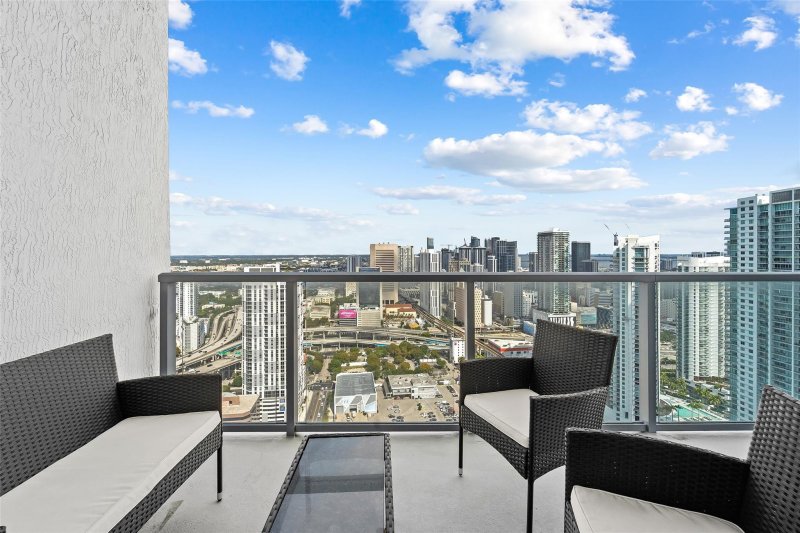 Condo for sale at Latitude On The River 4403