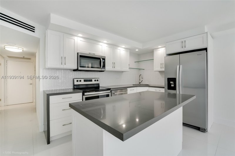 Maison Grande Apt #1222