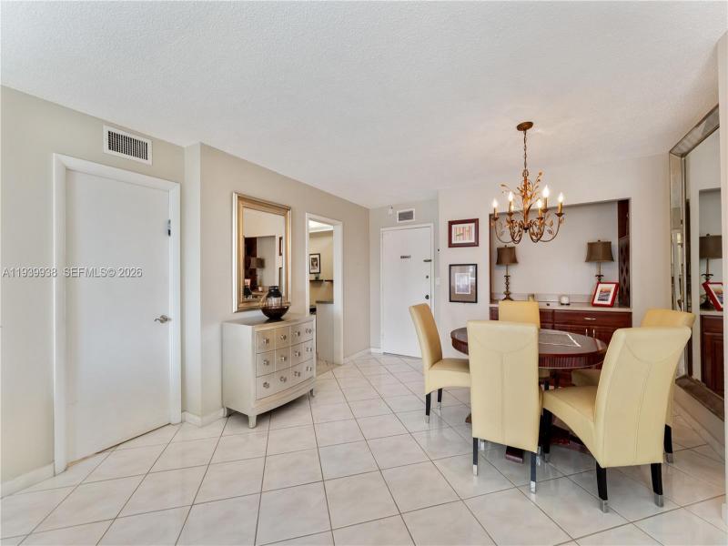 Condo for sale at Parker Tower 212