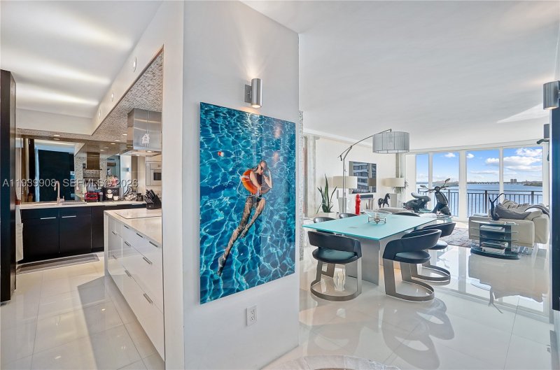 Condo for sale at Palm Bay Condo 6F