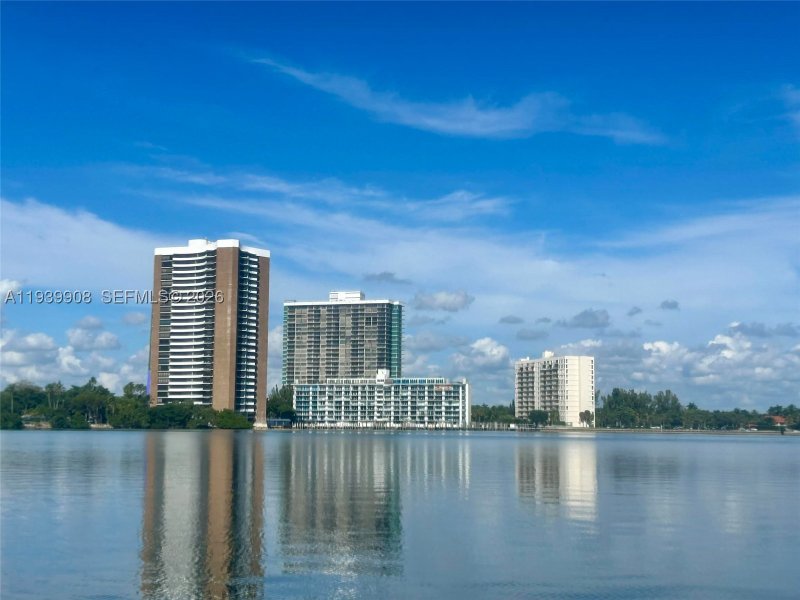 Condo for sale at Palm Bay Condo 6F