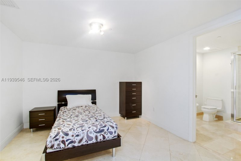 Comprar apartamento en Beach Club One 1608