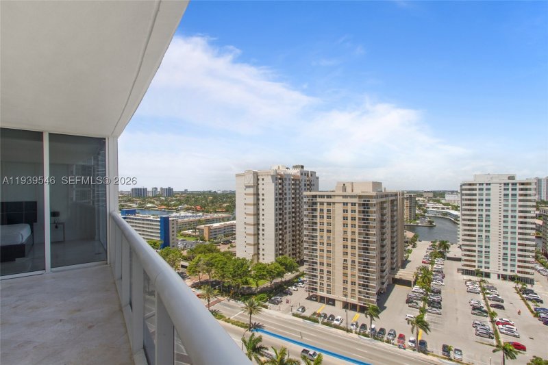 Beach Club One Apt #1608
