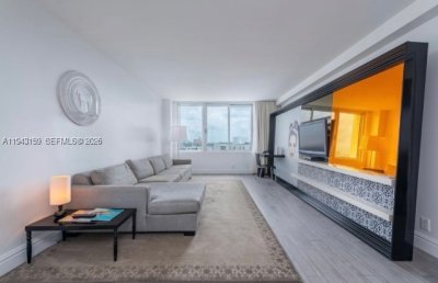 1100 West Condo (Mondrian located) Apt #721