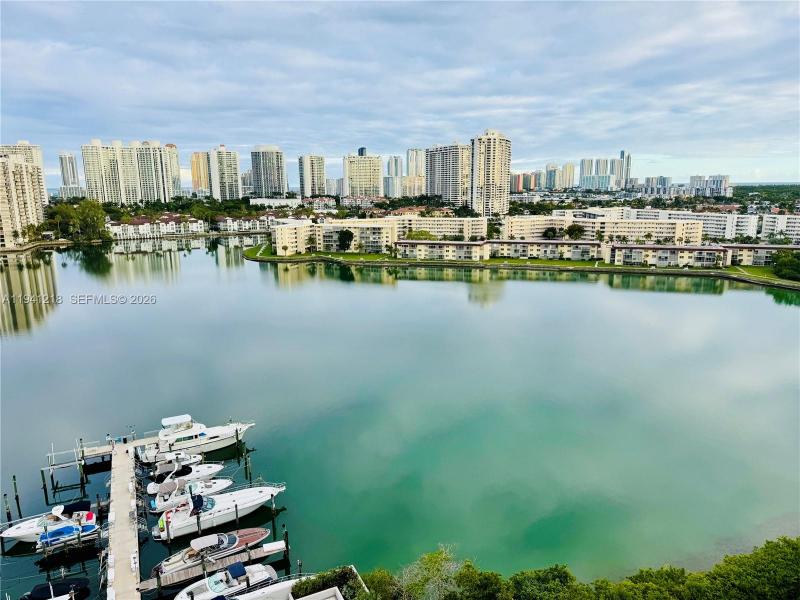 Condo for sale at Del Prado South Tower 1605