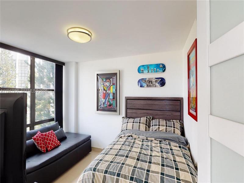 Condo for sale at Oceanview Park 709