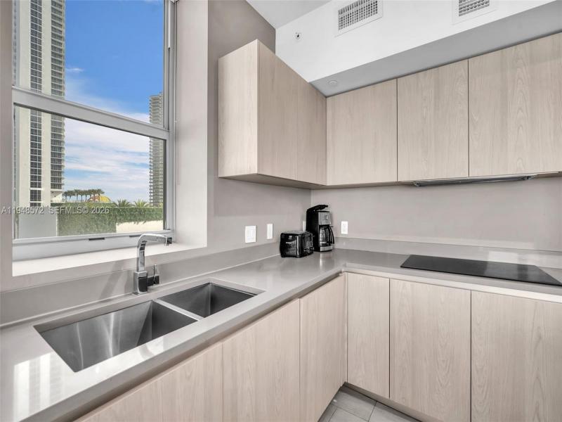 Condo for sale at Hyde Beach House R701