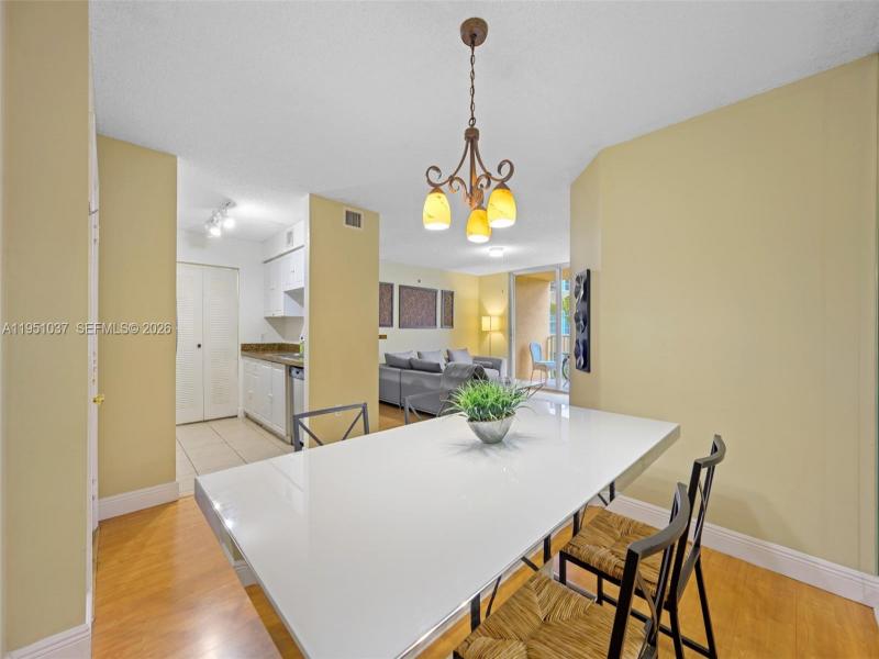 Comprar apartamento en The Yacht Club at Aventura 8303