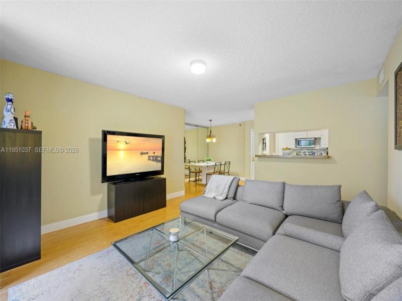 Comprar apartamento en The Yacht Club at Aventura 8303