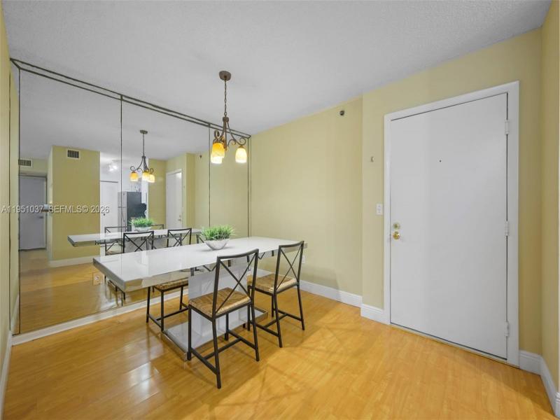 Comprar apartamento en The Yacht Club at Aventura 8303