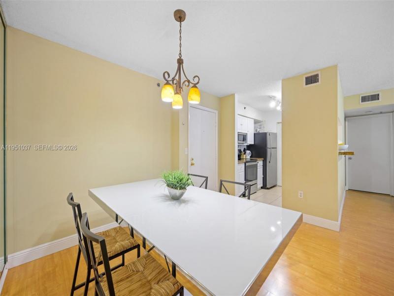 Comprar apartamento en The Yacht Club at Aventura 8303