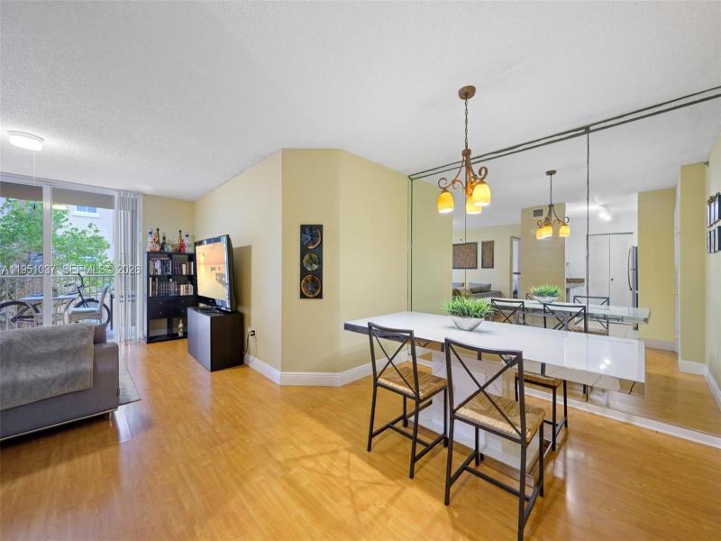 Comprar apartamento en The Yacht Club at Aventura 8303