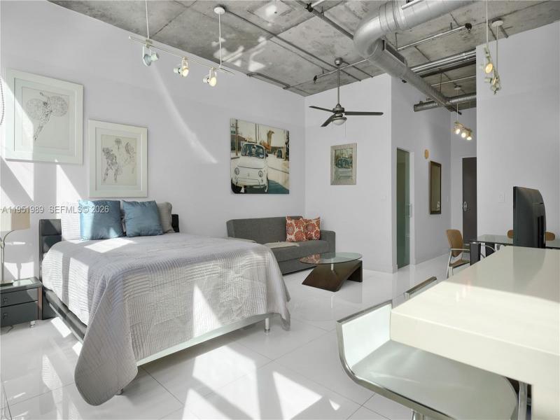 Property photo # 0
