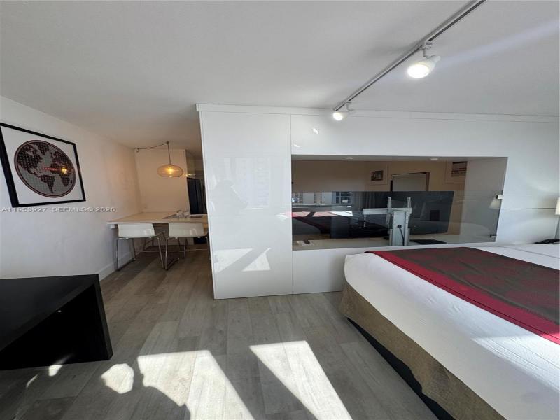 Condo for sale at Aventura Beach Club 1004
