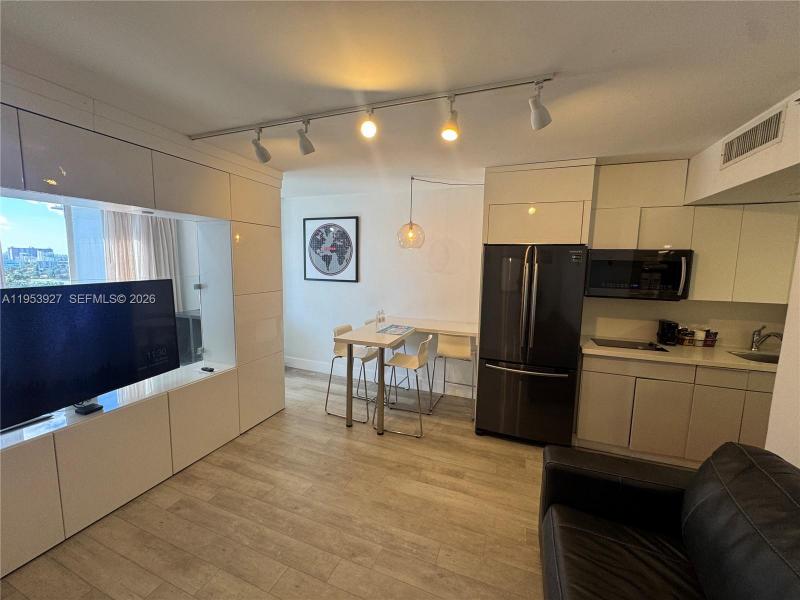 Condo for sale at Aventura Beach Club 1004