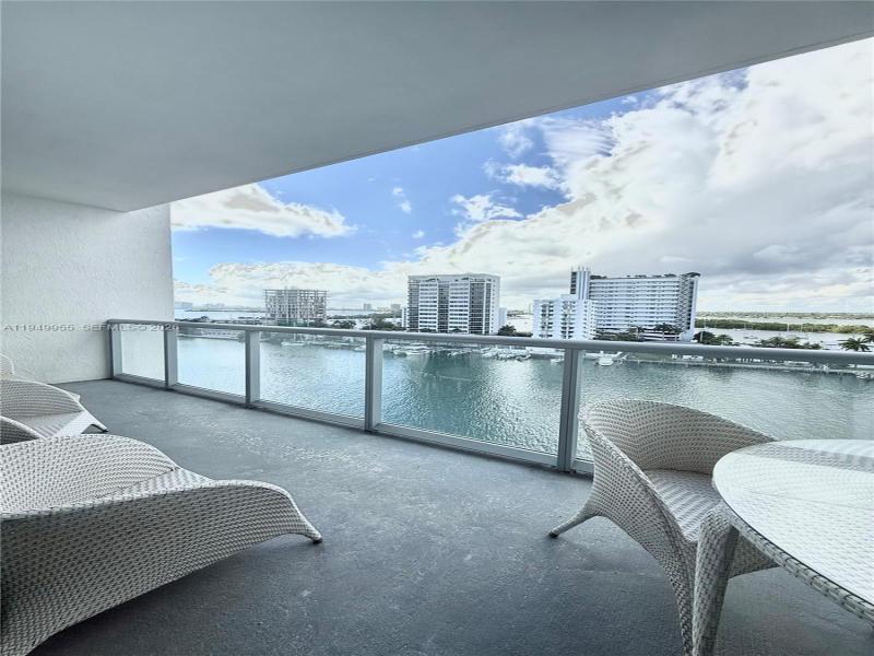 Comprar apartamento en Eloquence on the Bay 905