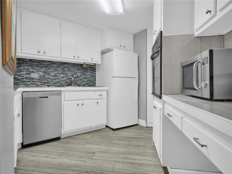 Property photo # 9