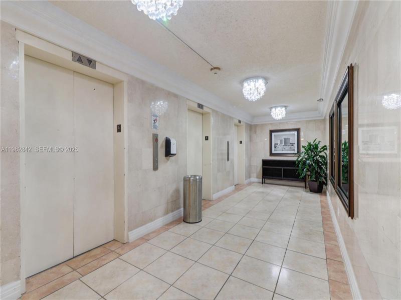 Comprar apartamento en Aventura Beach Club 439