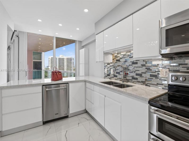 Condo for sale at Hidden Bay 1501