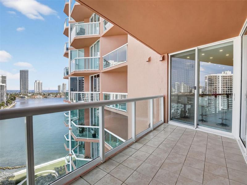 Condo for sale at Hidden Bay 1501