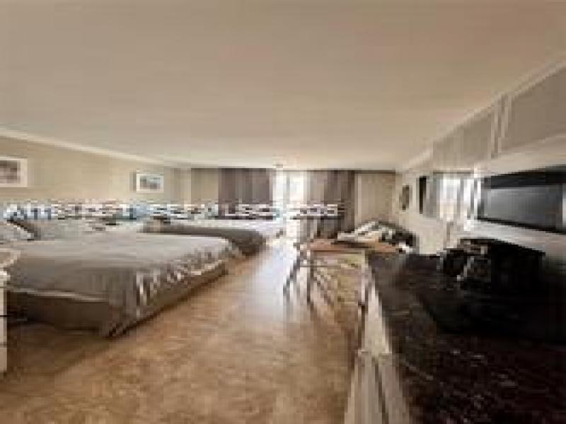 Condo for sale at Aventura Beach Club 436