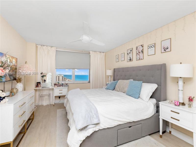 Comprar apartamento no Grenoble at Quadomain 2804