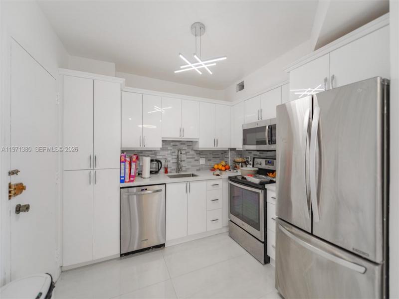 Comprar apartamento no The Hemispheres 8J