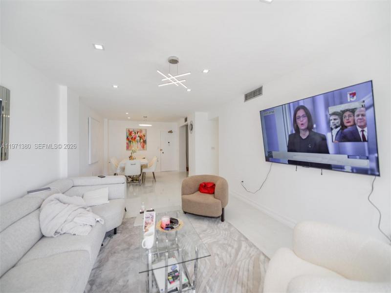 Comprar apartamento no The Hemispheres 8J