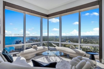 Four Seasons Millenium Tower I Apt #60AB
