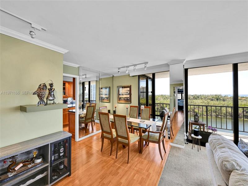 Condo for sale at The Corinthian 9H