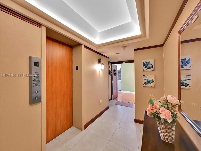 Condo for sale at The Corinthian 9H